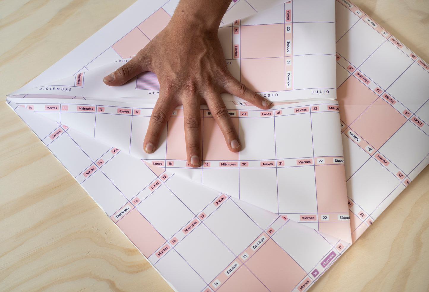 Calendario 2025 - Peach